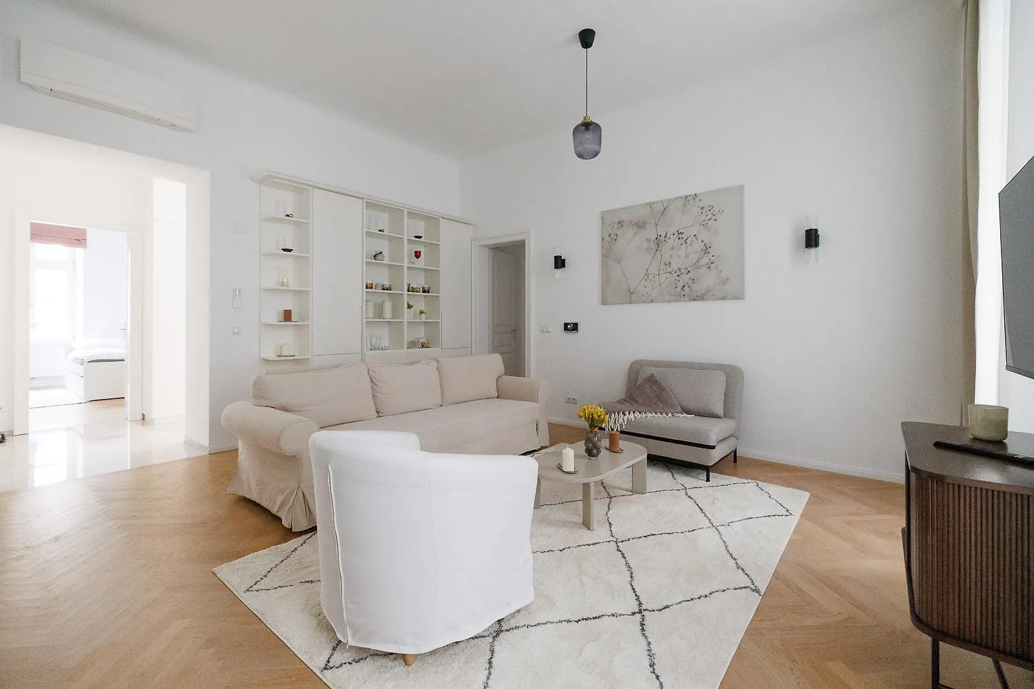 Ultra Spacious 3-Bedroom 3-Bath Steps From Vienna'S Historic Heart Rakousko